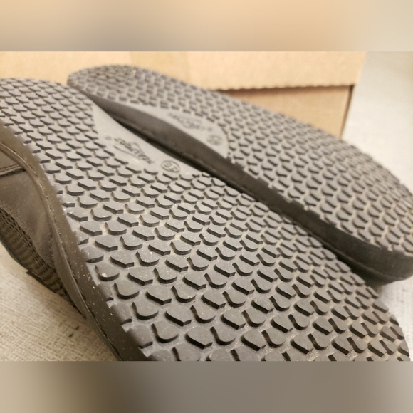 Realfoot Natural Runner 2 All Black - Picture 10 of 13